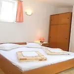 Depandanse Bonaca * Baška Voda